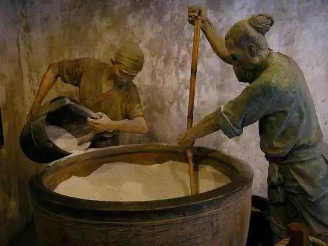 黃酒酒是酸性還是堿性食物_黃酒酒是涼性還是熱性_黃酒是什么酒