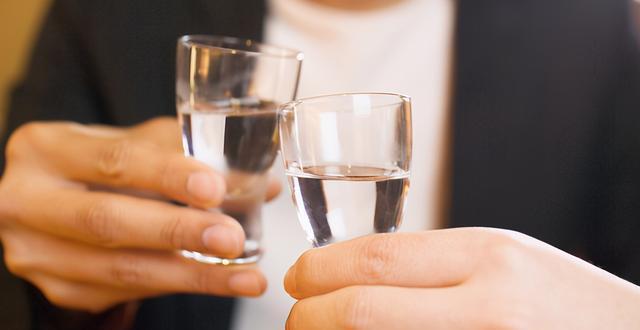 500ml白酒等于多少斤_白酒等于多少啤酒_白酒等于酒精嗎