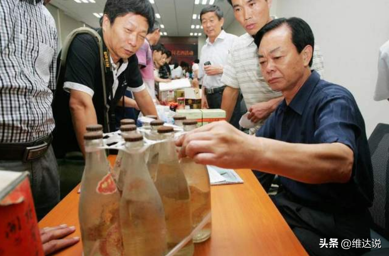 回收茅臺(tái)價(jià)酒高不高_(dá)茅臺(tái)酒回收高價(jià)回收_回收茅臺(tái)價(jià)酒高嗎