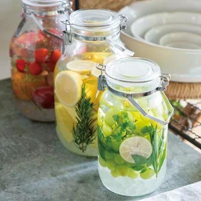 泡酒菠蘿功效與作用_泡酒菠蘿功效和作用_菠蘿泡酒的功效