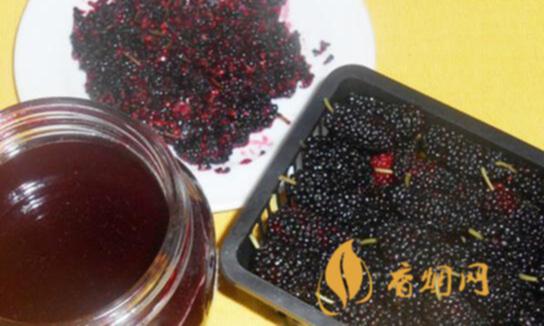桑葚泡酒的做法_泡桑葚酒的做法過程_泡酒桑葚的功效與作用