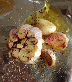 大蒜泡酒功效作用有什么好處_大蒜泡酒有什么功效和作用_大蒜泡酒功效作用有哪些