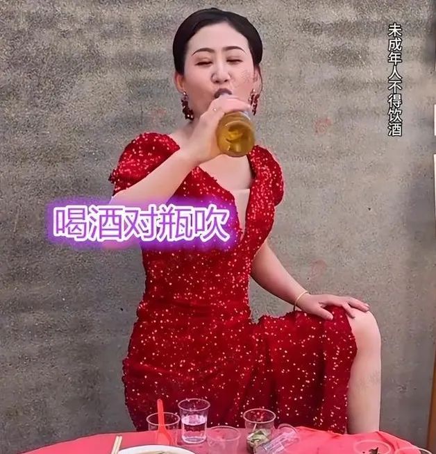 河南喜歡喝什么酒_河南人喝酒的規矩套路_河南人喜歡喝白酒