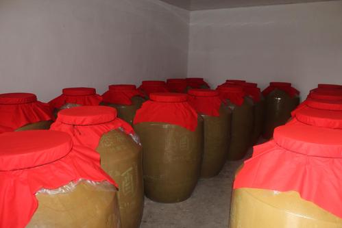 白酒辣嗓子會損壞嗓子嗎_不辣嗓子的白酒_白酒辣嗓子