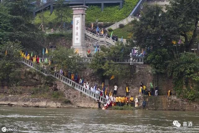 長春白酒喝當地人多不多_長春當地人喝什么白酒_長春白酒
