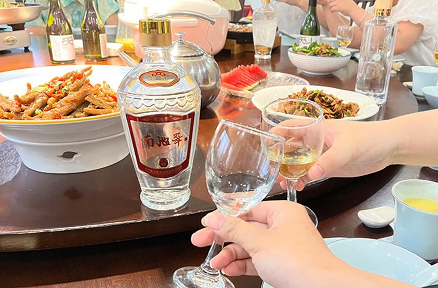 白酒收藏多少度的好_白酒收藏度數(shù)越高越好嗎_白酒收藏是高度酒還是低度酒