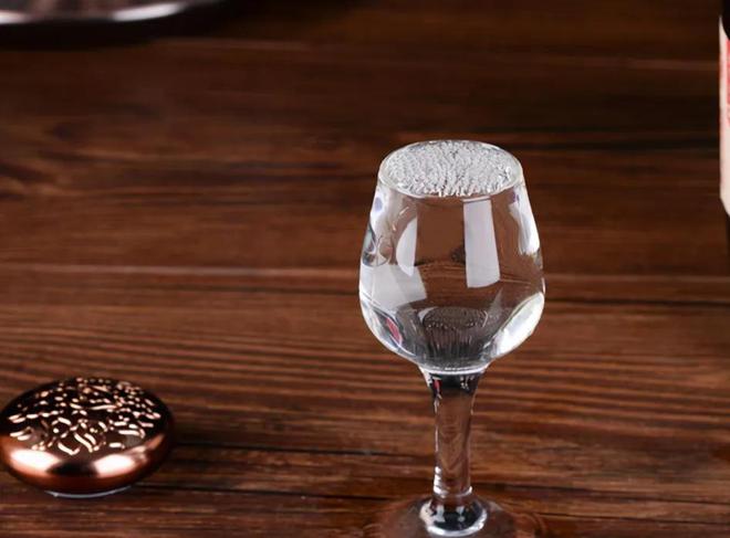 何為糧食酒_五元一斤的酒是不是糧食酒_糧食酒的定義